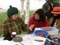 PICT3929 Diligent volunteers