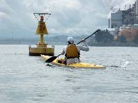PICT5311 Greg reaches the buoy