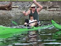 PICT5366 Shane tutoring new paddler