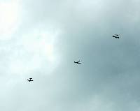 PICT0100 Part of aerial squadron passing overhead